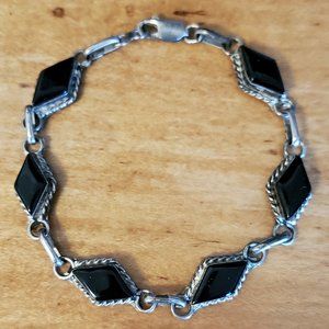 Vintage Sterling Native American Signed Gasper Dainty Black Stones Bracelet